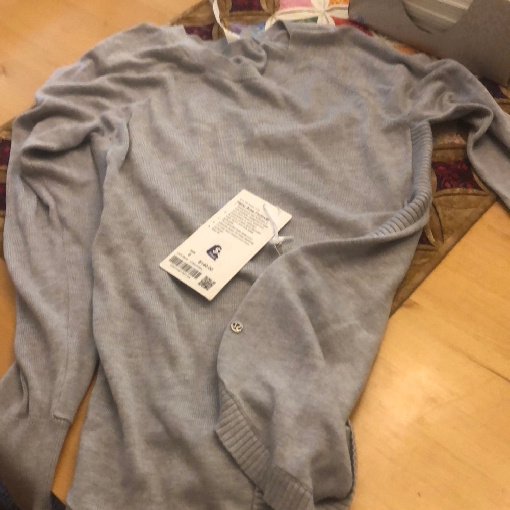Lululemon sweater